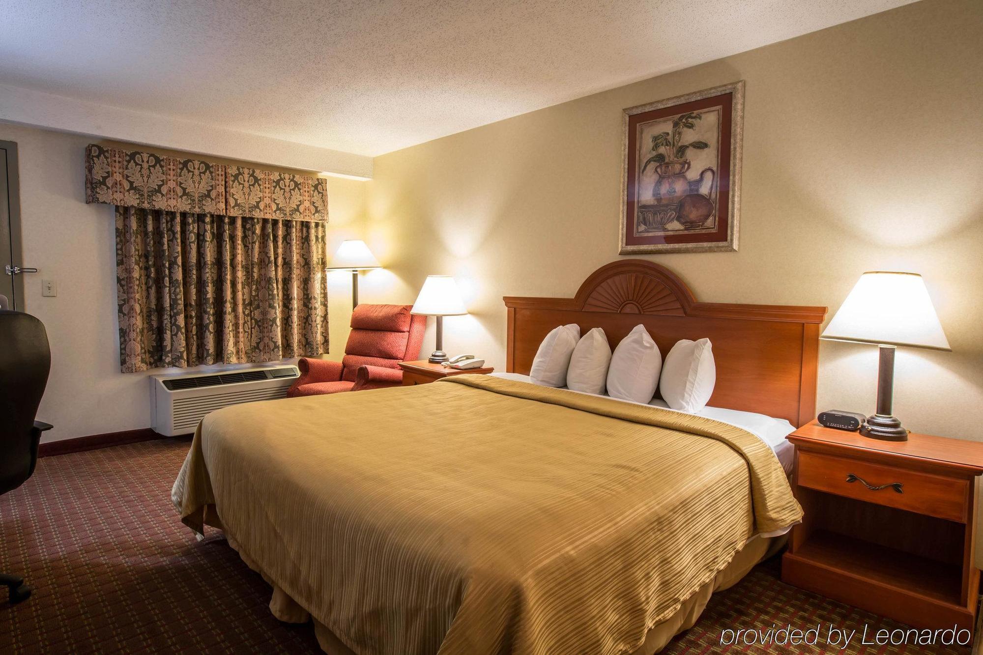 Quality Inn Black Mountain Exterior photo