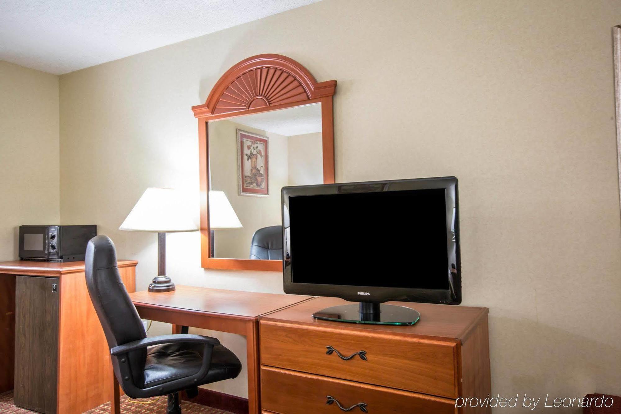 Quality Inn Black Mountain Exterior photo