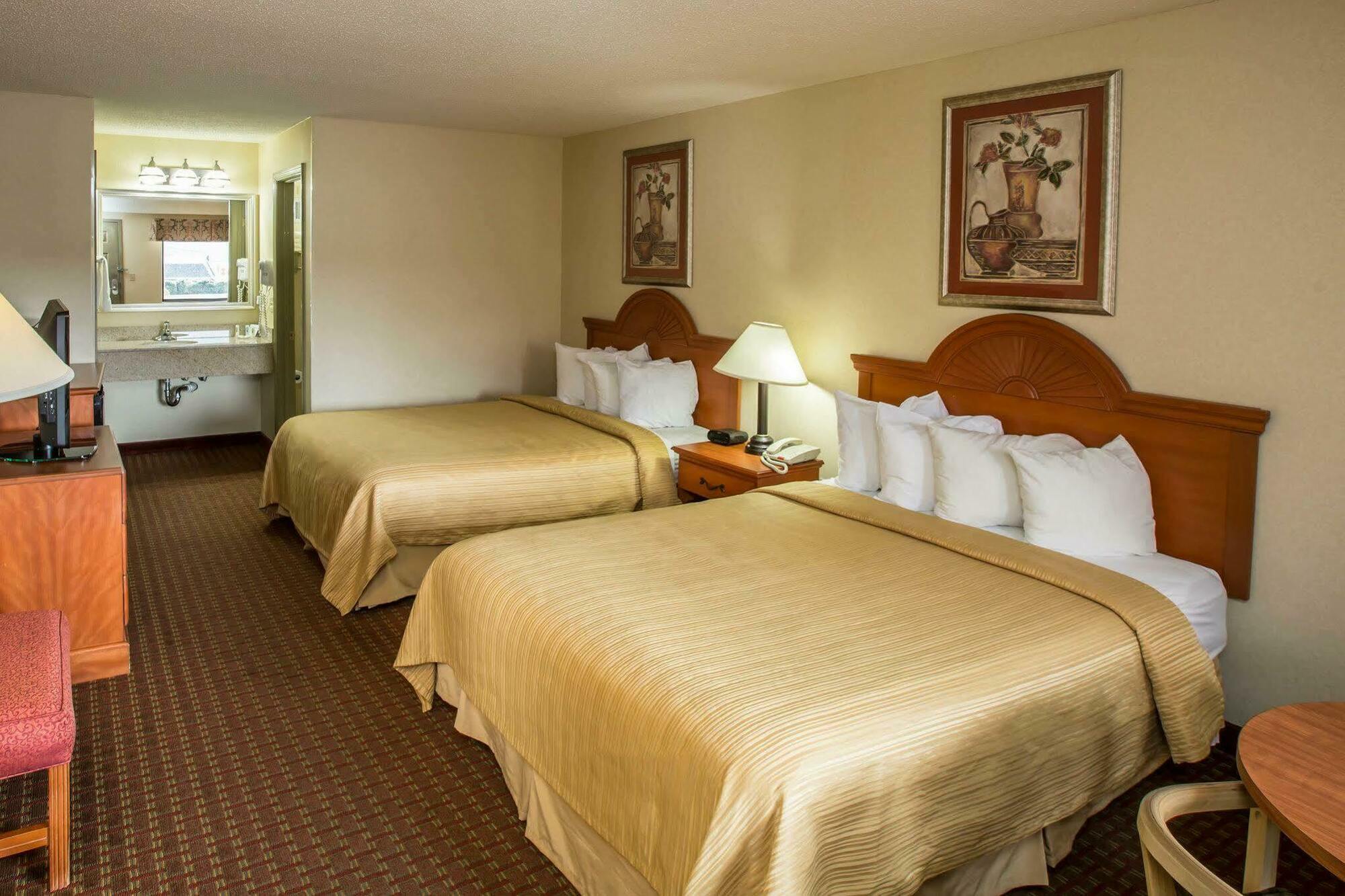 Quality Inn Black Mountain Exterior photo